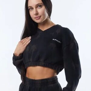 Alphalete HCTS Cropped Sweatshirt